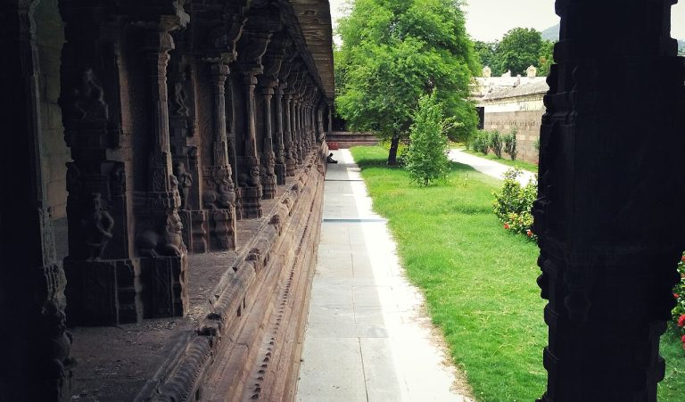 Chennai to Vellore: Trains, Buses and a Day Trip Guide