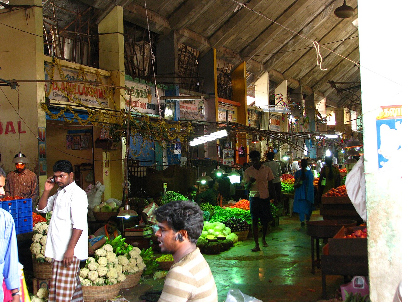 Koyambedu Market, Chennai: A Local's Guide to Asia's Wholesale Giant