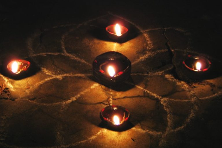 Karthigai Deepam: A Guide to Tamil Nadu’s Festival of Lights