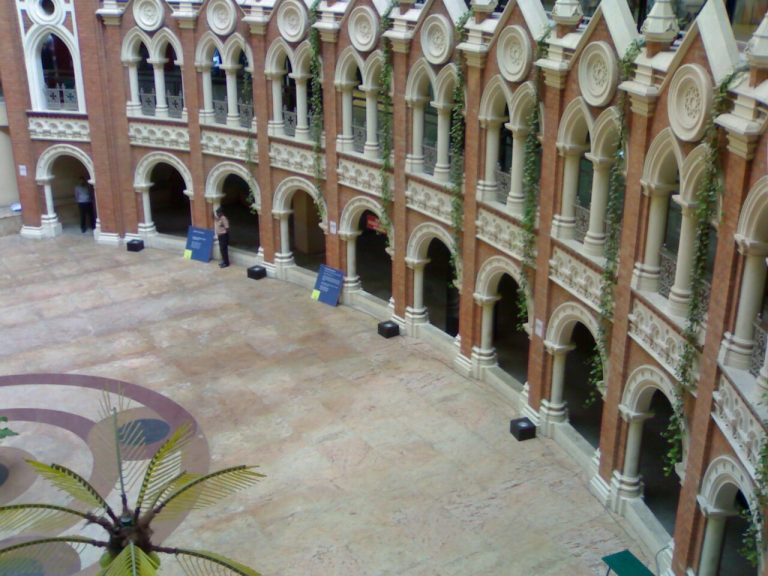 Spencer Plaza, Chennai: A Shopping and Visitor Guide