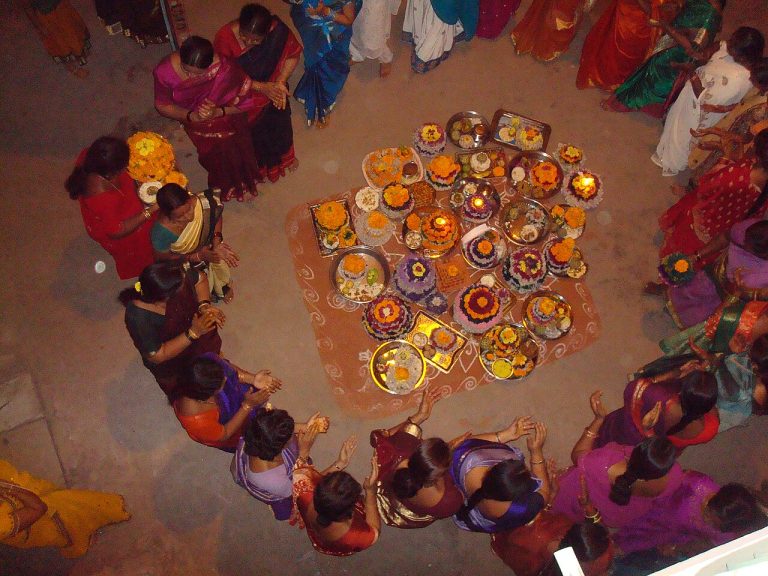 Telangana Festivals: A Guide to Bathukamma, Bonalu and More