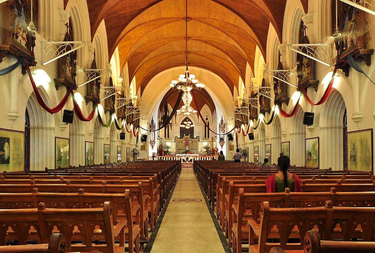 San Thome Basilica Chennai: History and Visitor Guide